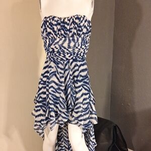 Elegant Strapless Zebra Print Dress